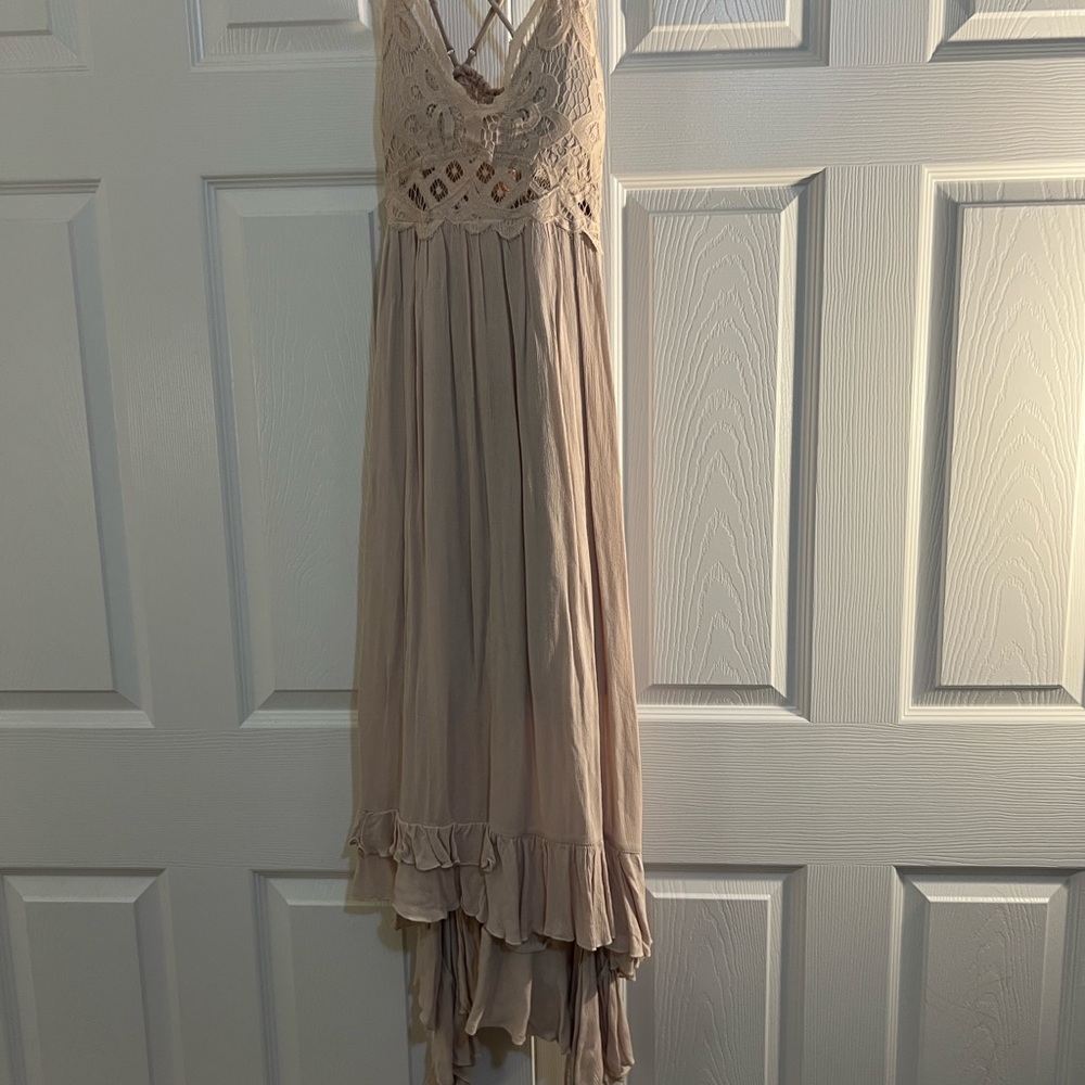 LA MIEL Beige High Low Lace Dress
